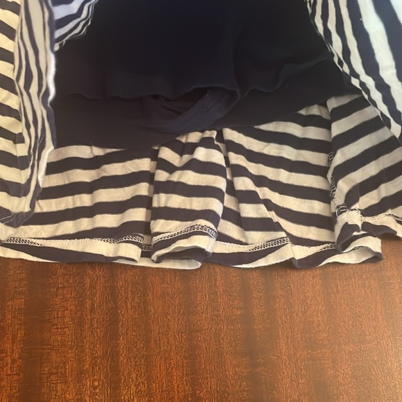 Old Navy Blue and White Striped Skirt with attached brief shorts; Size S (6-7) - Picture 3 of 3